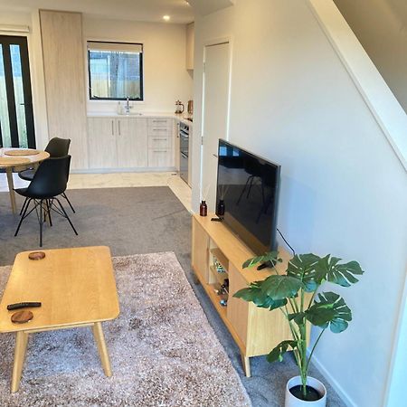Cheerful 2 Bedroom Townhouse In Addington! Christchurch Eksteriør billede